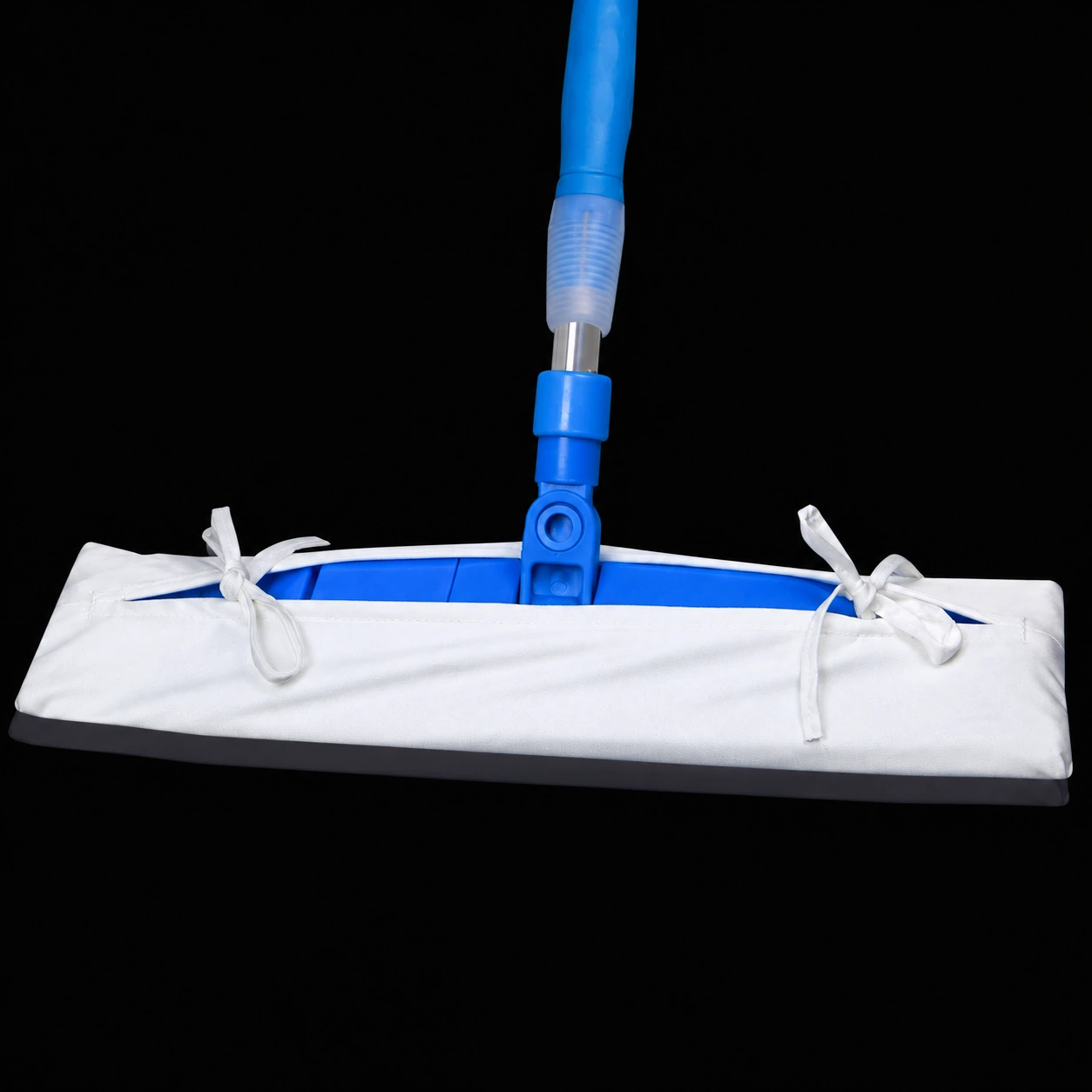 Microfiber and sponge flat mop with blue frame and tie-fastened cover
