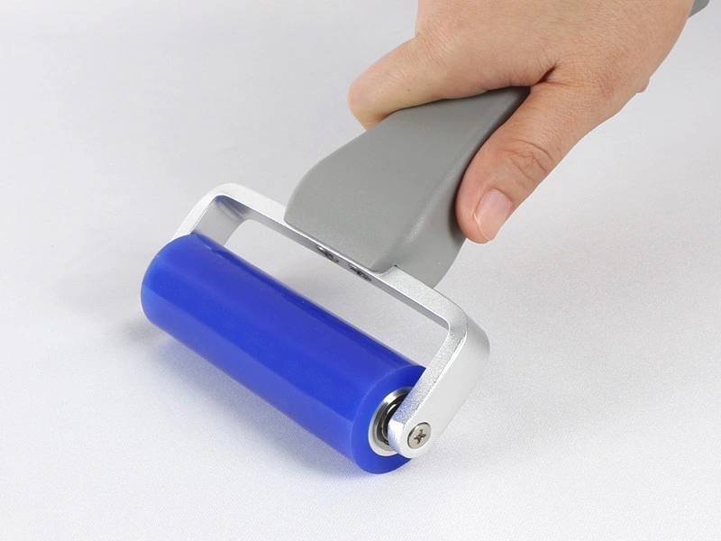 Silicone Dust Roller with Aluminum Handle — product detail and alternate view