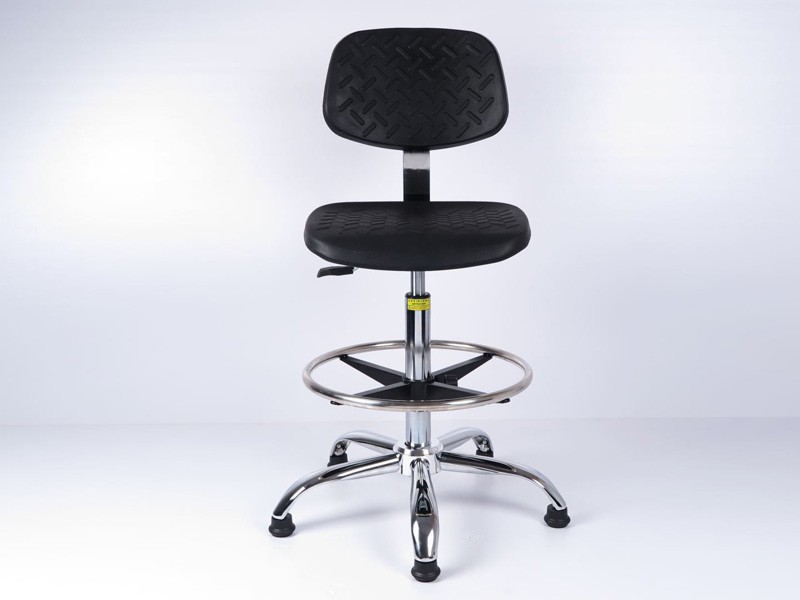 Front view with foot ring and fixed glides