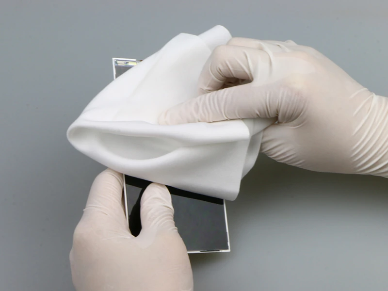 Sterile Presaturated Polyester-Nylon Wipes 83 g/m² — product detail 1