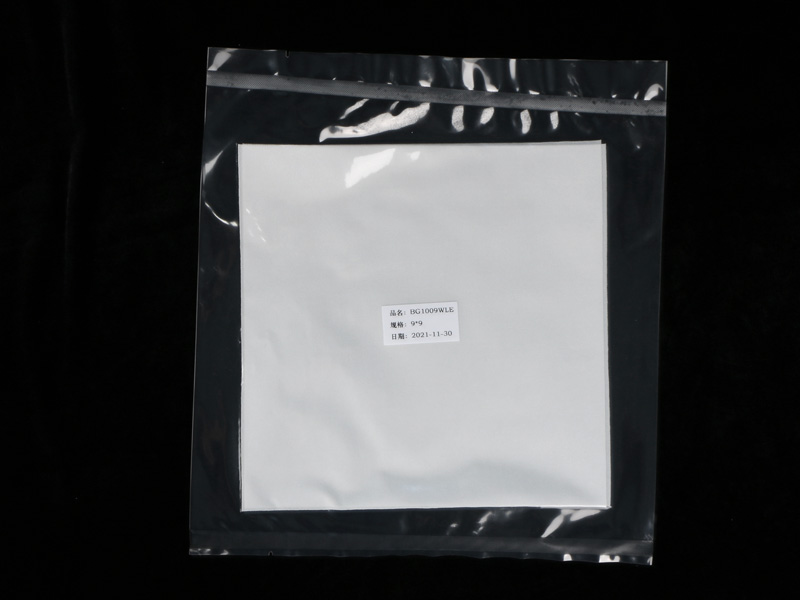 BG1009W Biodegradable Cleanroom Wipes — fabric and application detail 1