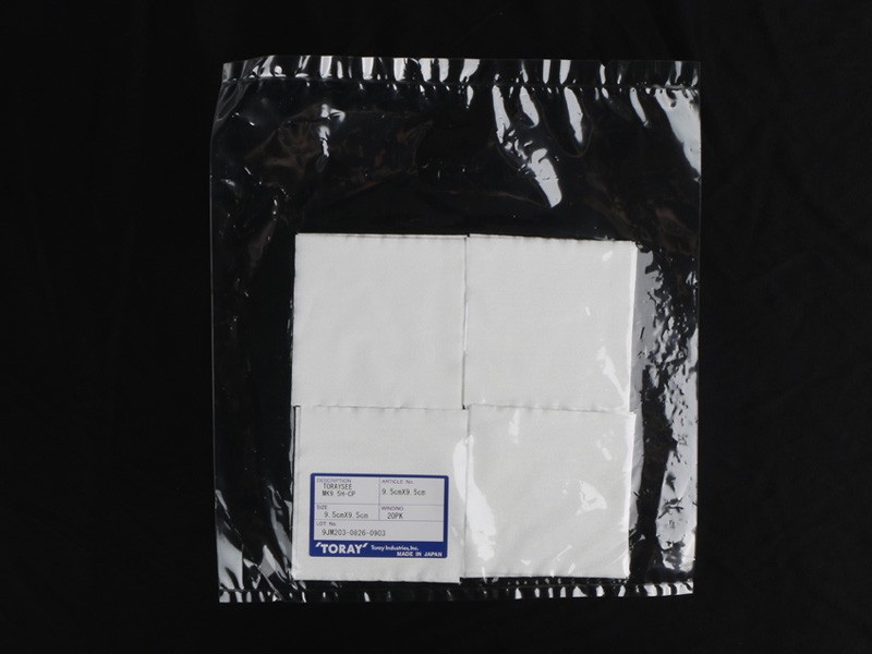 MK9.5H Cleanroom Wipes — fabric and application detail 1