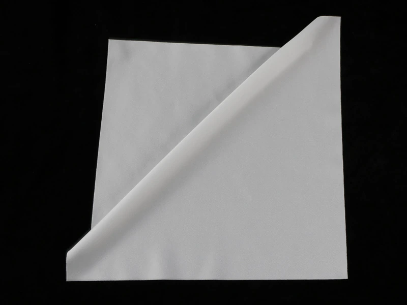 1009F Low-Ion Cleanroom Wipes — fabric and application detail 4