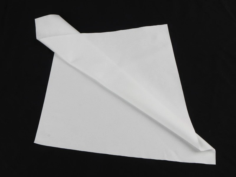 PK23H Cleanroom Wipes — fabric and application detail 3